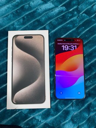 iPhone 15 Pro Max 256GB Plata