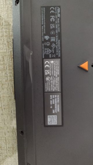 ASUS TUF Gaming A17 - Averiado