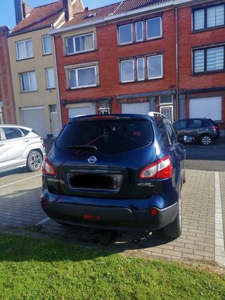 Nissan Qashqai+2 2010