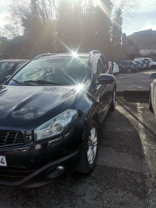 Nissan Qashqai+2 2010