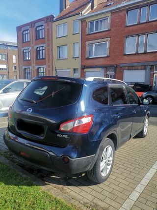 Nissan Qashqai+2 2010