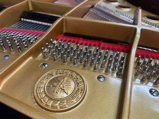 Piano de Cola Yamaha SC 245cm