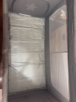 cuna de viaje y colchon biscoelastico