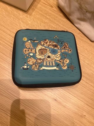 Funda para máquinas pequeñas pirata