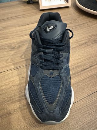 Zapatillas N9060 Talla 43.5 EU