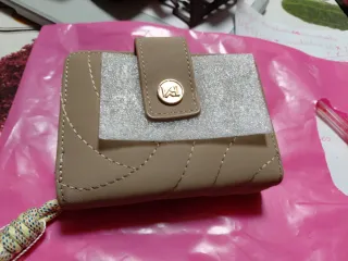Monedero camel sin estrenar
