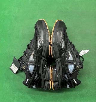 Raf Simons x Adidas Ozweego 3 negociación aceptada