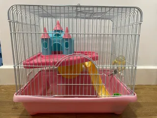 Jaula para hámster con accesorios