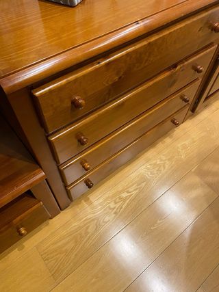 Mueble de comedor completo de madera