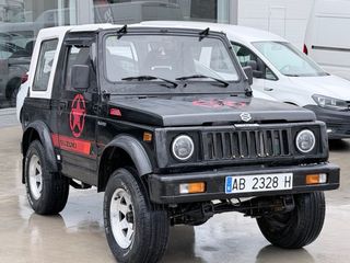 Suzuki Samurai