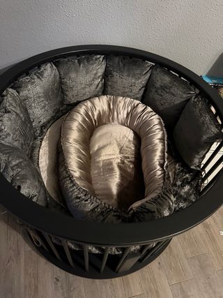 Parque infantil redondo con accesorios