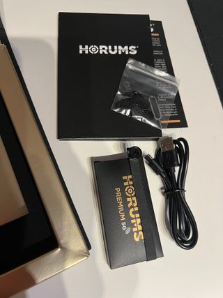 Cámara y pinganillo Horums