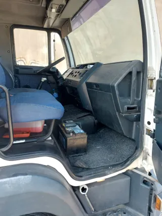 Camión MAN en perfecto estado