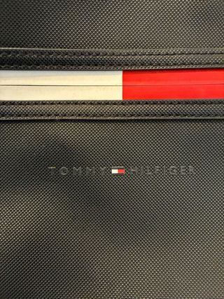 Maletín Tommy Hilfiger Negro