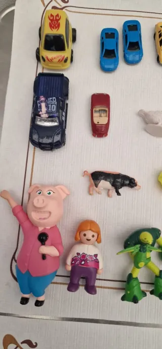 Lote de juguetes variados