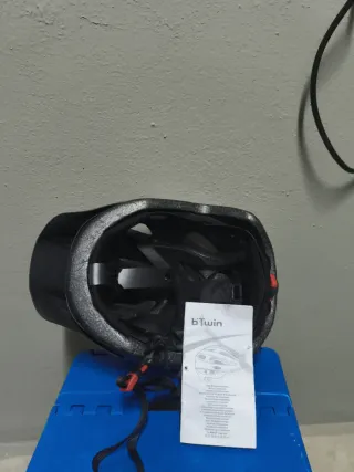 Casco de Bicicleta Negro y Blanco talla L