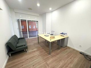 Local comercial en venta en Zona Puerto Deportivo en Fuengirola