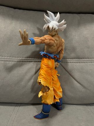 Figura Goku Ultra Instinto
