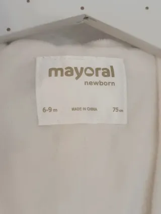 Buzo abrigo de bebé