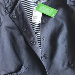 Blusa H&M negra manga corta