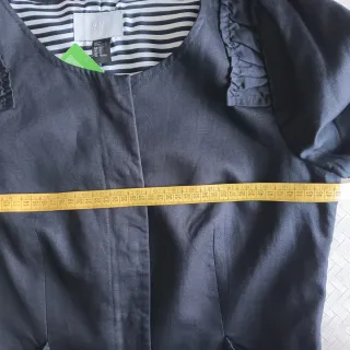 Blusa H&M negra manga corta