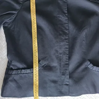 Blusa H&M negra manga corta