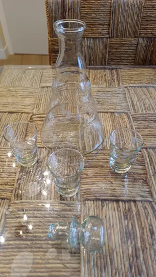 Juego de Licor- Cristal Soplado artesanalmente.