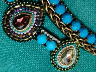 Gargantilla de pedrería