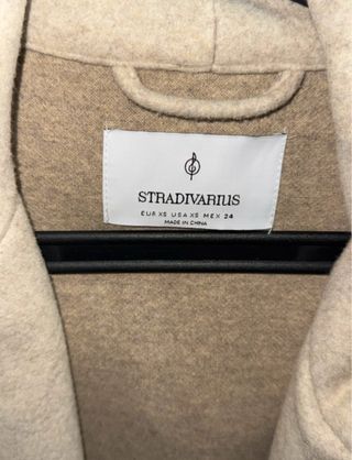 Abrigo Stradivarius Beige Mujer