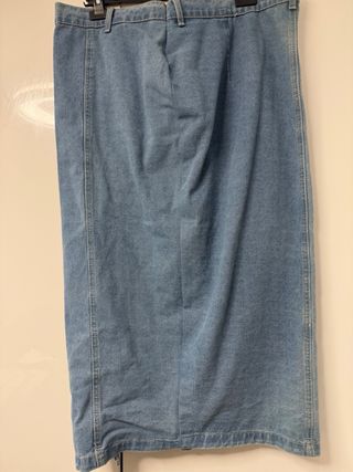 Falda vaquera midi botones