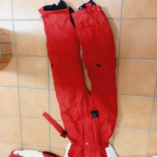 Mono de esquí para chico rojo marca Sport Gear