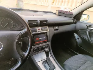 Mercedes-Benz Clase C 2005