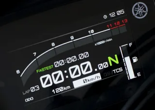 Perfecta 300km Yamaha YZF R125 2025