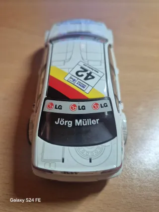 Scalextric BMW 320i WTCC Jörg Müller