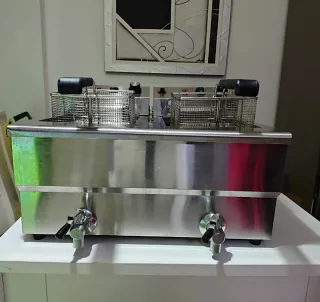 Freidora Industrial Doble Cuba 220V