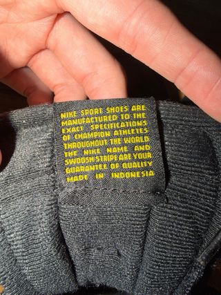 Nike Blazer Mid '77 Negro/Amarillo