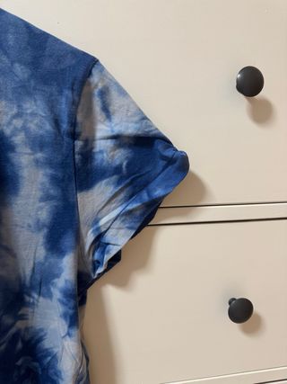 Camiseta Hollister Azul y Blanca