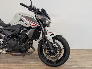 KAWASAKI Z400 2024