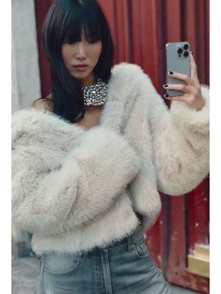 Collar bolas metálicas