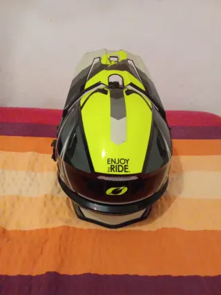 Casco Oneal Negro y Amarillo