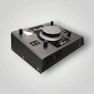 TARJETA DE SONIDO FLUID AUDIO SRI-2 + CAJA