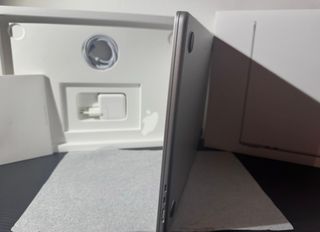 Apple MacBook 15,3 Argento