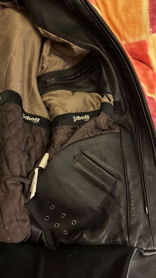 Chaqueta Schott NYC Cuero Aviador Negra.