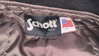 Chaqueta Schott NYC Cuero Aviador Negra.