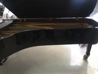 Piano de Gran Cola Kawai GS100 275cm. Similar CFX