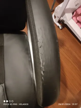 Sillón de oficina negro REGULABLE EN ALTURA Y RECL