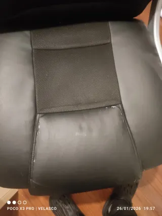 Sillón de oficina negro REGULABLE EN ALTURA Y RECL