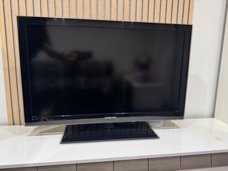 Samsung Serie 6 37 LCD TV