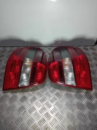 Pilotos Traseros Mercedes ML W164