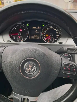 Volkswagen Passat 2011